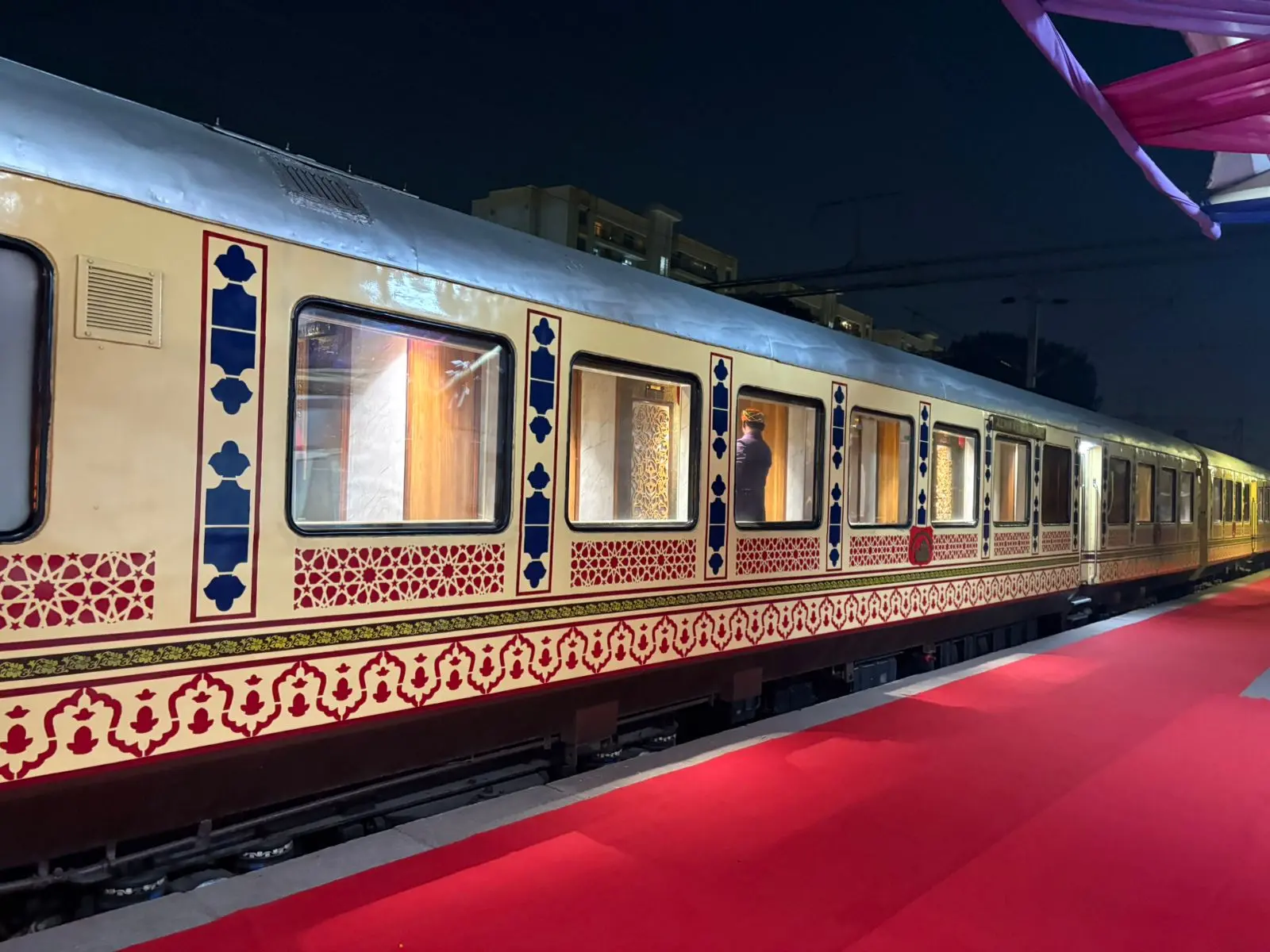 Palace on Wheels – Luxury Train India