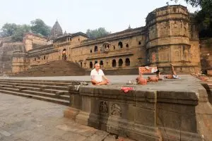 Top 15 Famous Ashrams in Rishikesh for Yoga & Meditation