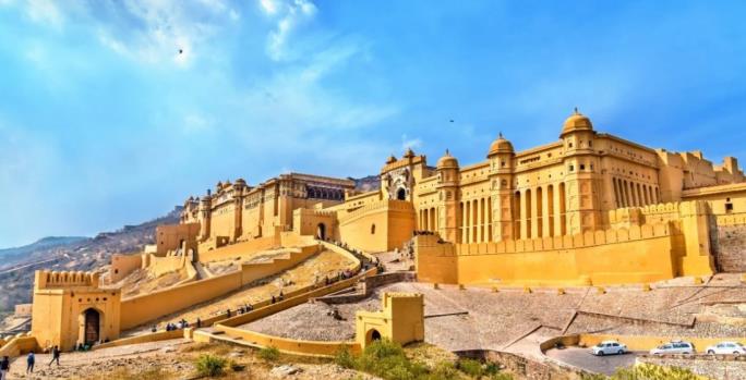 Amber Fort hilltop palace architecture in Jaipur Rajasthan